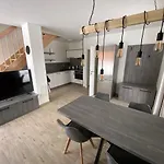 Cerny Vlk, Appartement Borová Lada