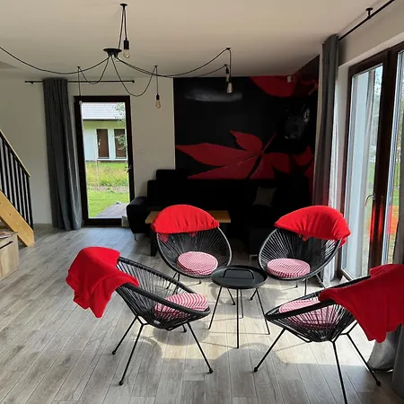 Cerny Vlk, Apartment