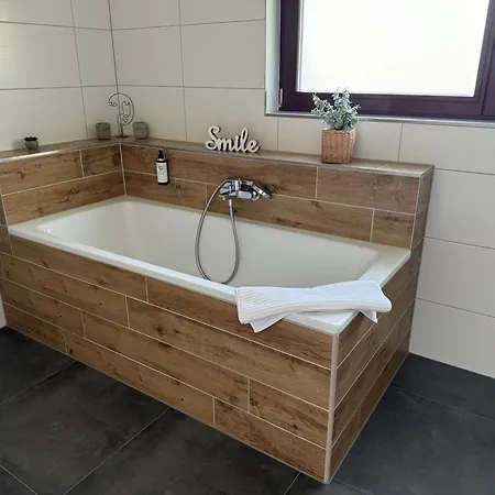 Cerny Vlk, Apartment Borova Lada